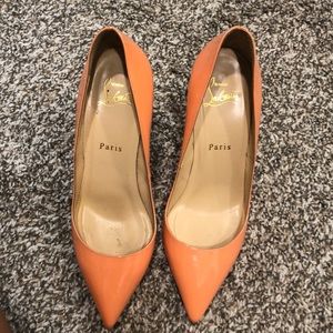 Christian louboutin coral pigalle